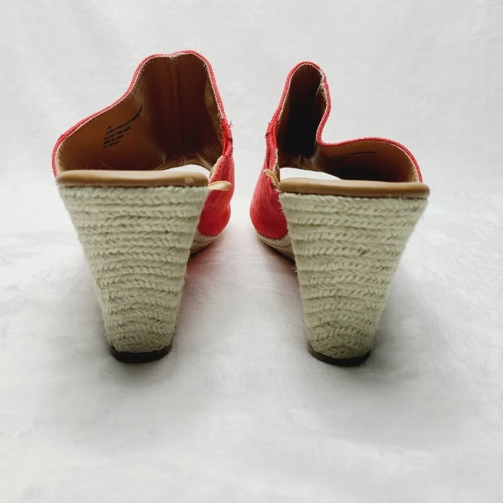 New LANE BRYANT faux suede coral wedge espadrilles
